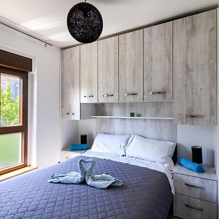 Apartment Lungomare พูลา ภายนอก รูปภาพ